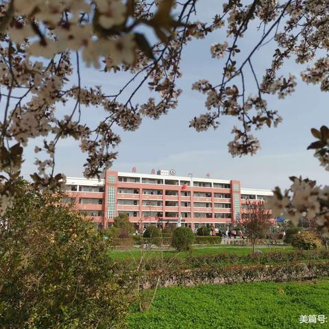 调研听课立潮头，学展点练正当时——教研室深入东庄一中调研纪实