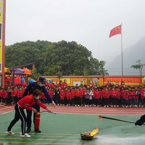 演练有方，应急不慌——益康乐幼儿园开展防震减灾演练活动