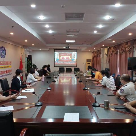 市120急救中心组织收看习近平总书记在中国共产党第二十次全国代表大会上的报告实况