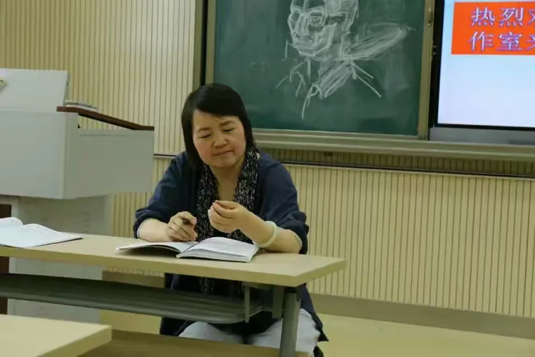 相逢 相识 展示 收获 兰州市美术名师王克蓉老师一行来皋兰一中送教