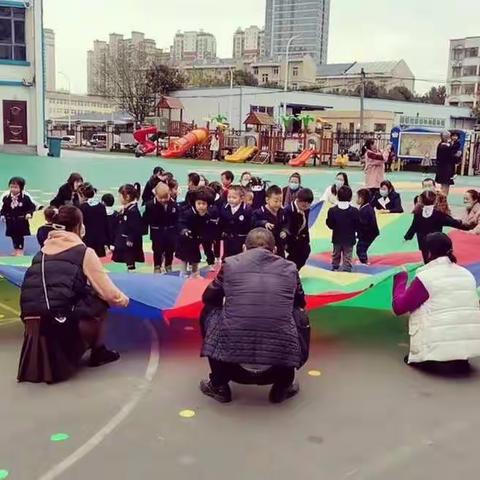 陪伴是最好的礼物－－家长半日开放