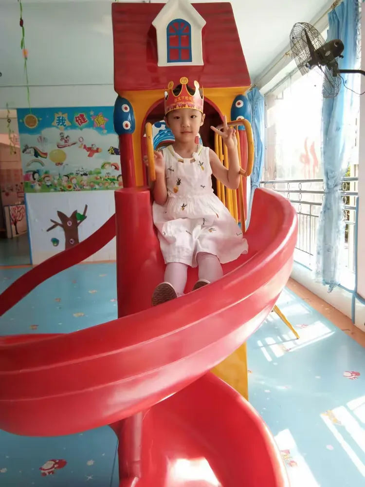 芷琪宝贝5岁生日快乐🌹🌹🌹