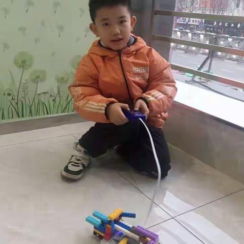 我与机器人的美好时光—杜明轩