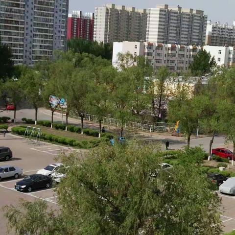 房屋出售 东湖八区三室一厅六楼不把山 建筑面积（产权证所示）80平左右