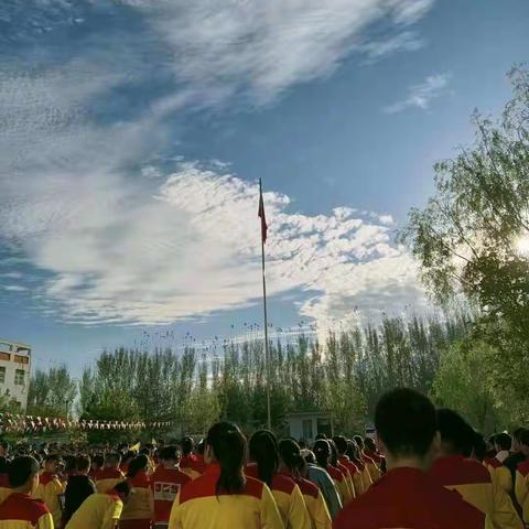 开展防空演练，共筑生命防线——小安山镇第一中心小学防空应急演练疏散演练活动