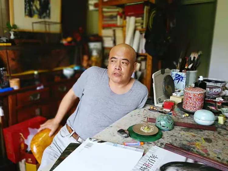 名家专访ll资深媒体人王志超拜访中国当代花鸟画家孙功业先生