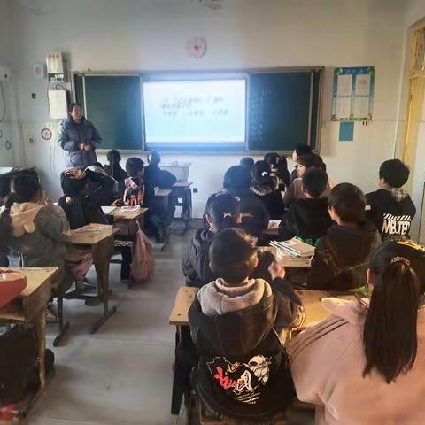 “读书点燃智慧      知识照耀人生    ”   ——梅庙小学阅读指导课纪实