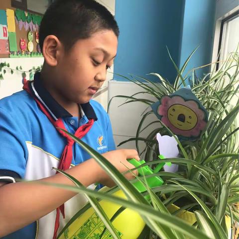 明珠学校“美德少年”李运成