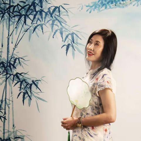 棚拍美女模特