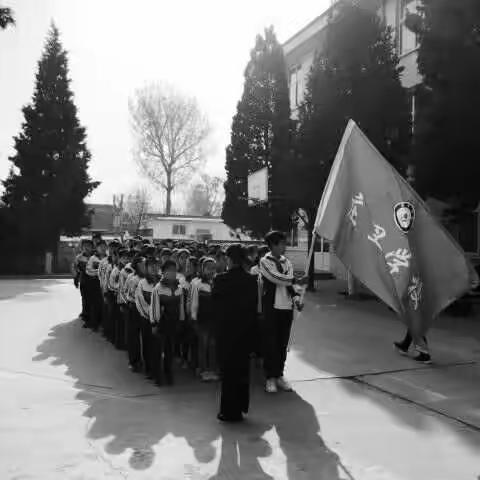 “扬先烈精神，颂爱国情怀，争做新时代好少年“的清明节主题教育活动