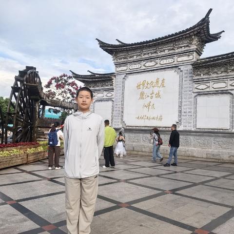 2025暑假，8.16日晚，丽江古城