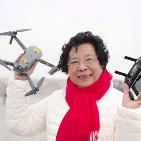 记录我的“Dji-Mavic御”无人机的首航飞行（副本）