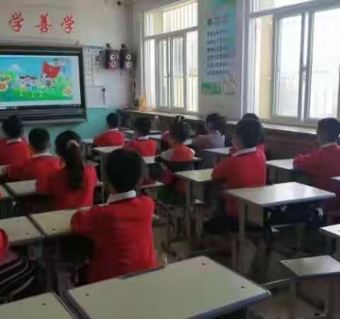 〖保定市富昌乡小汲小学〗“喜迎二十大，争做时代好少年”六一少先队员入队仪式