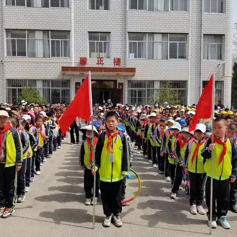 了解家乡历史 传承红色基因——镇原县东街小学三年级社会实践活动纪实