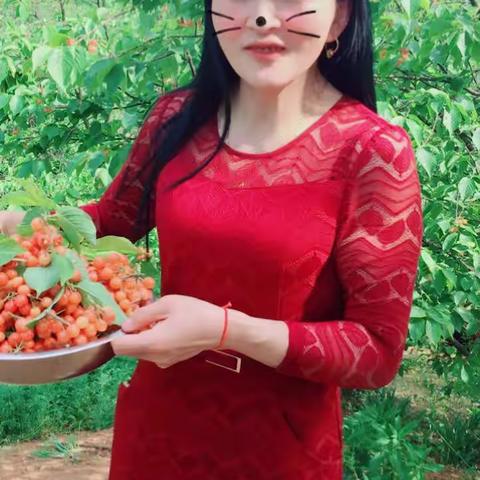 老汤，母亲节快乐！我们永远爱你🌹