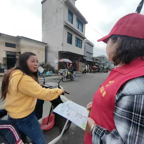 敬南镇中心小学支部开展“我为群众办实事”活动