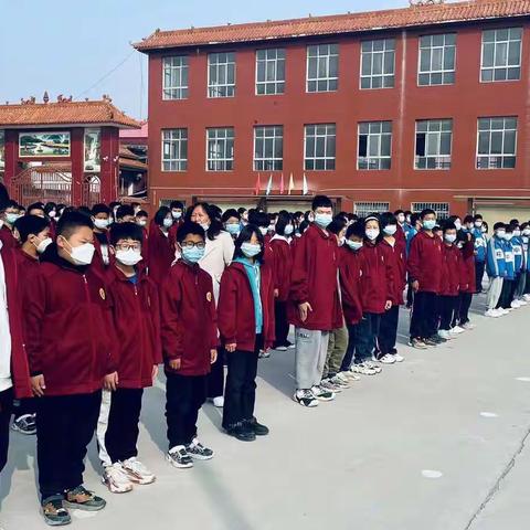 新世纪学校22学年—23学年第一学期第七次升旗仪式