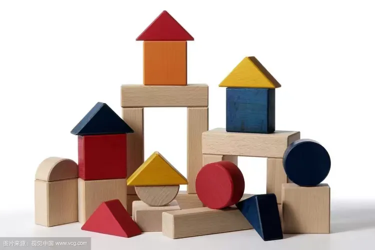 大家都知道，要堆积木的话得一块一块堆才能搭成高楼嘛！