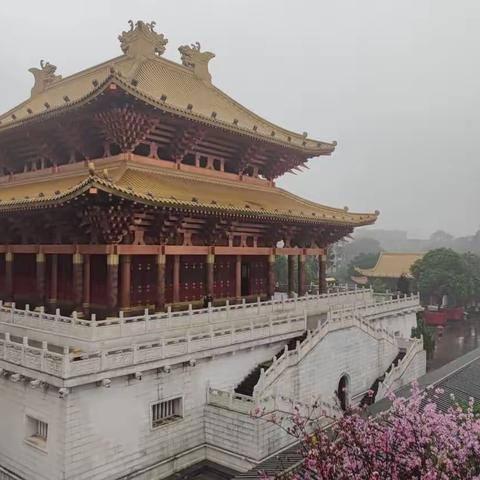 雄伟壮观的柳州文庙