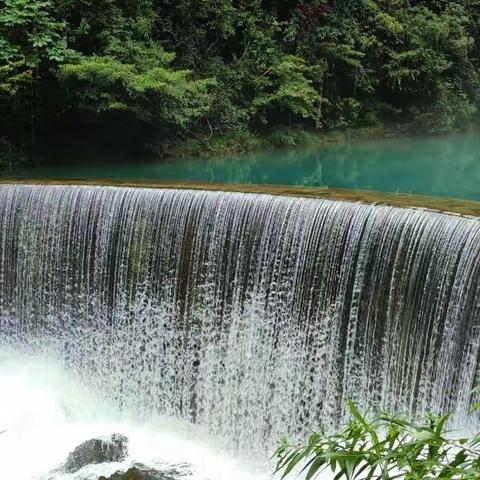 多彩贵州避暑游