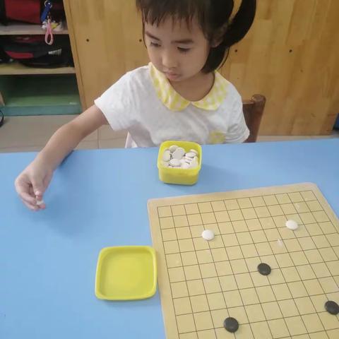 小龙幼儿园围棋一班第七周照片展示