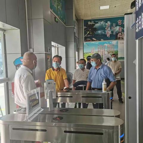 海南省道路运输局莅临三亚分公司开展安全生产和疫情防控工作