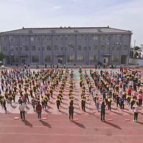 阳光体育伴成长，体操比赛展风采 ——大苏山中心小学秋季广播体操比赛