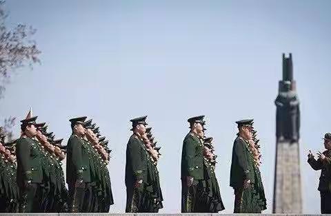 【境小·美育】美术课堂，         红色教育美术篇