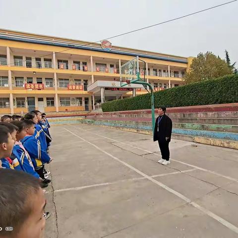 阳光大课间，竞技展风采——坞堆小学队列队形展示