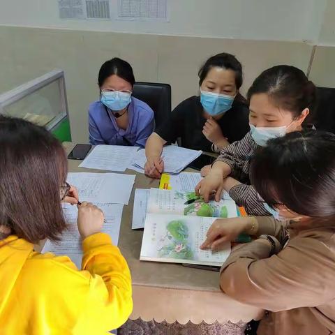 《荷叶圆圆》  ——  记北塔学校一年级语文教研组袁孟娜老师公开课