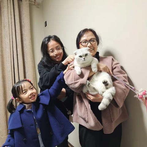 蛋酒萌哒哒