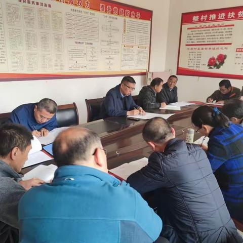 结对帮扶话秋收   精准扶贫见成效