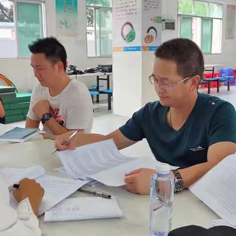 送教下乡做示范，携手教研共成长———尤溪县欧阳原名师工作室开展送教下校专题教研活动