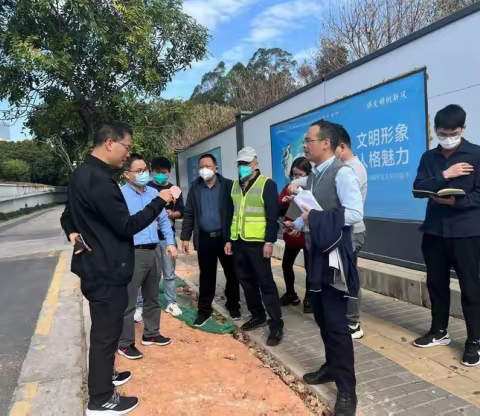 市绿化处黄毅同志带队开展地铁施工占用绿地检查工作