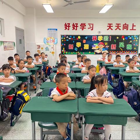 双峰小学二（3）班班干选举活动