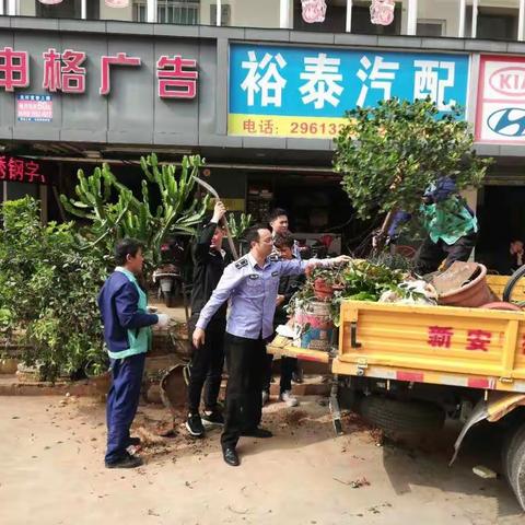 文雅社区全面整治辖区“六乱”