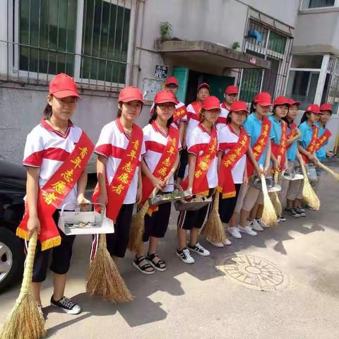 辽中区第一初级中学学习雷锋系列活动