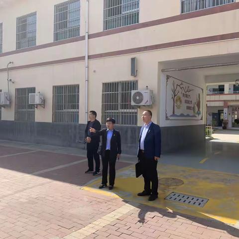督导检查进校园 优质均衡促发展 ———富平县东新小学迎接义务教育优质均衡发展督导检查