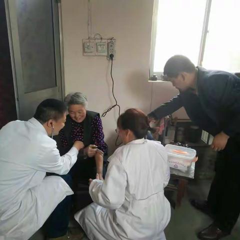 脱贫攻坚送健康，义诊活动暖人心
