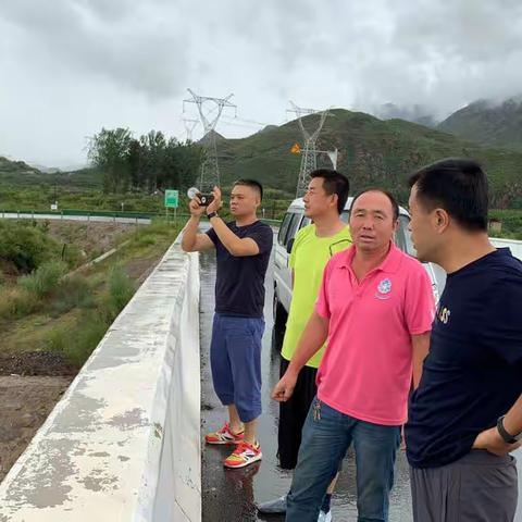 实地踏查河道 确保主城区安全度汛