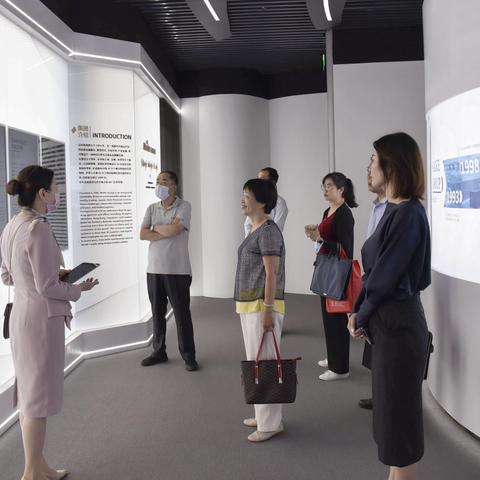 迈科集团+省慈善协会     探索金融助力慈善新模式