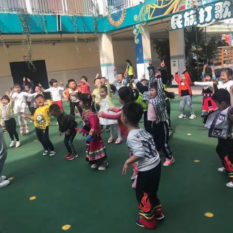 官渡区幼儿园中一班—《过小河》