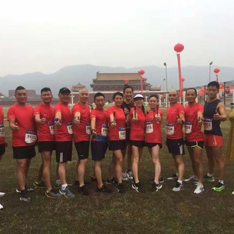 永康江南跑团精彩绽放第三届皇宫接力赛