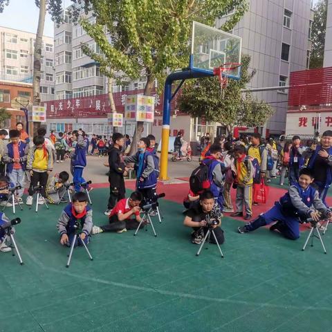 健康路小学天文社团观测活动