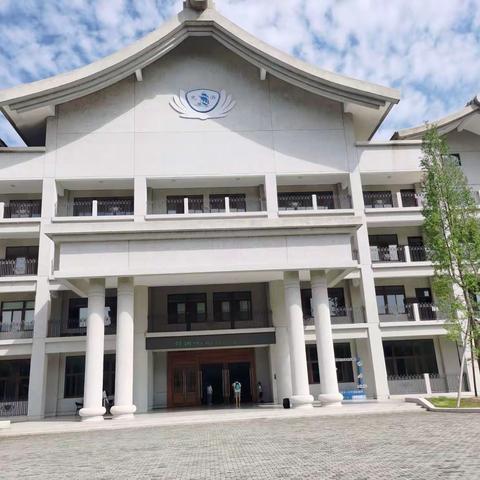 用鼓掌的双手做环保