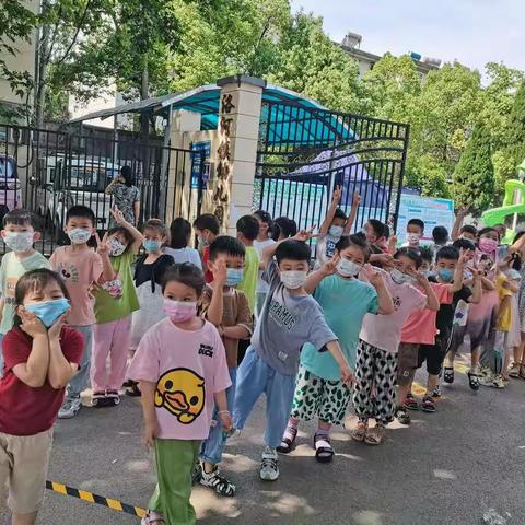 “记录美好，分享快乐”洛幼大三班复学记