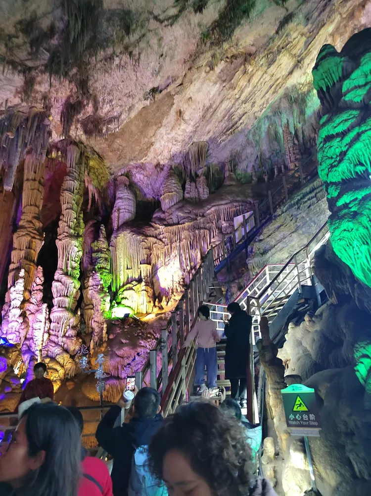 北京房山区石花洞一日游!