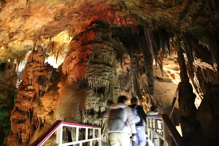 北京房山区石花洞一日游!