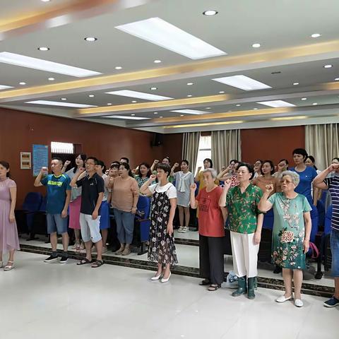 “不忘初心、牢记使命”——第十二小学开展“铭记长征故事，传承红色基因”主题党日活动