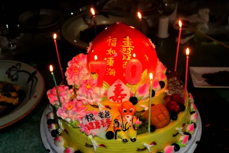 祝福迎周70岁生日，健康长寿，幸福安康!！